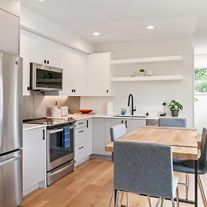 Modern Two Story Townhouse Near Light Rail Seattle