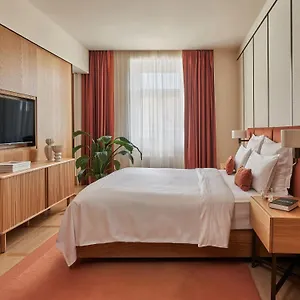 The Julius Hotel